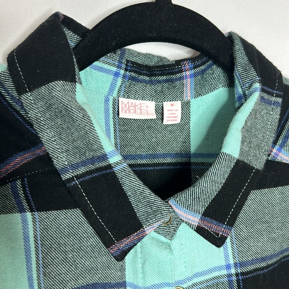 EUC Extra Long Flannel Button-Up - Picture 4 of 6